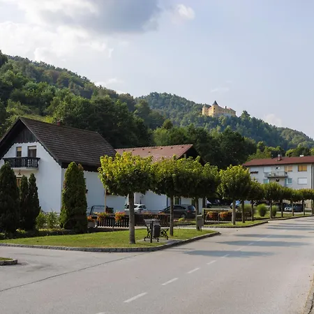 شقة Leonid بوتْشيترتيك