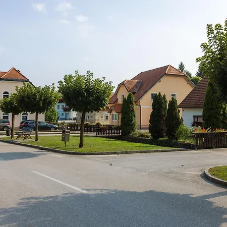 Leonid Appartement *