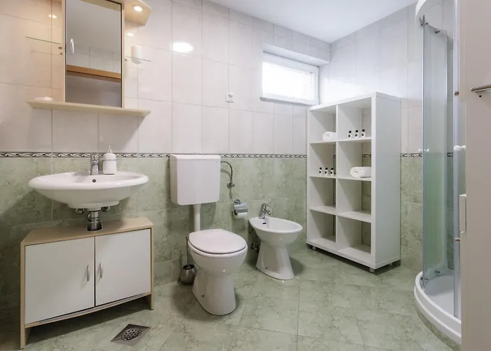 Leonid Apartment Podčetrtek